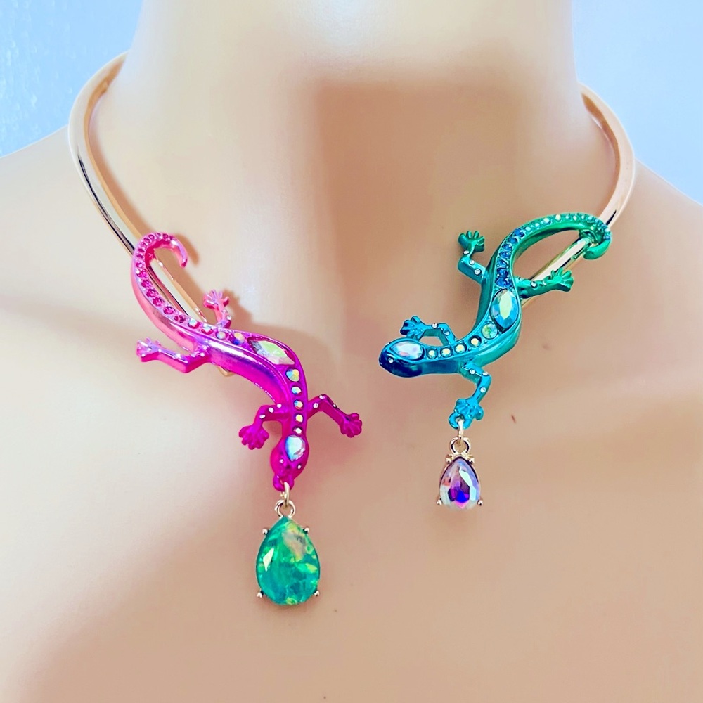 New Betsey Johnson BETSEYS PARADISE LIZARD COLLAR MULTI - Picture 5 of 9